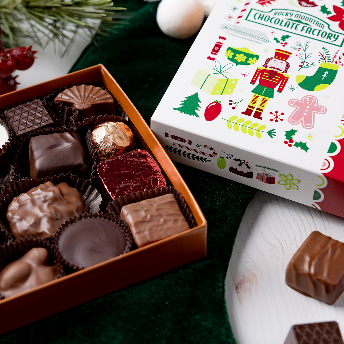 Holiday Assorted Gift Box, 14.5 oz. - rmcfshop